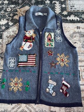 Victoria Jones Women’s Blue Holiday Embroidered Vest. Christmas. Winter